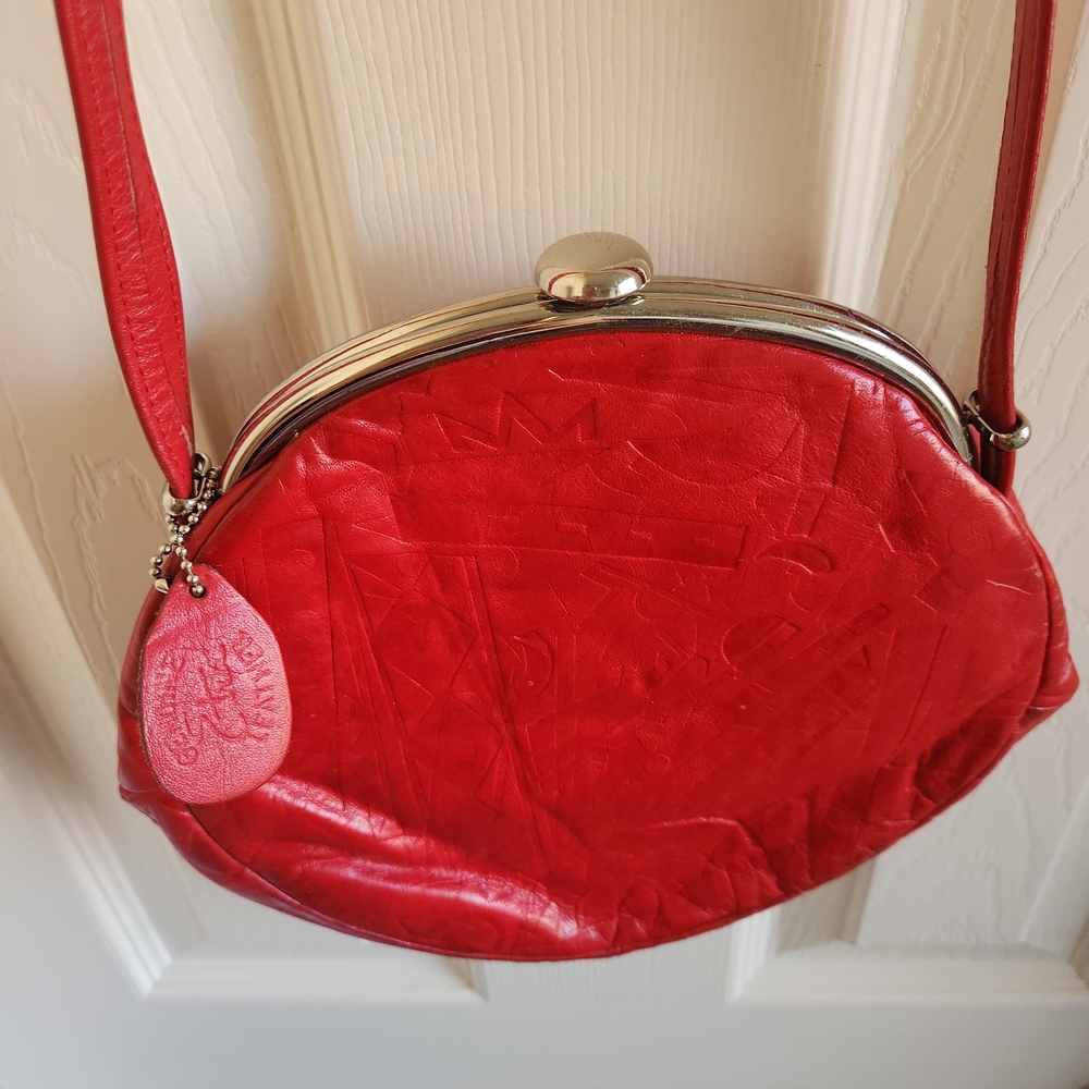 Vintage Cherry Red Lock Closure Hand Bag Genuine Leather Purse - Picture 4 of 8